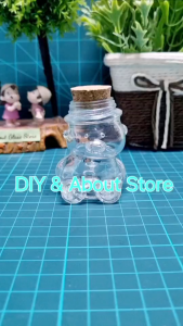 ขวดแก้ว แจกุลแก้ว รูปทรงหมี สูง 6 ซ.ม. พร้อมจุกปิดฝาคลาย เป็นสี