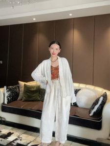 Retro Floral Embroidery Wide Leg Pants High Waist Comfortable Loose Fit Nine Pointed Straight Cut Womens Fashion J5089