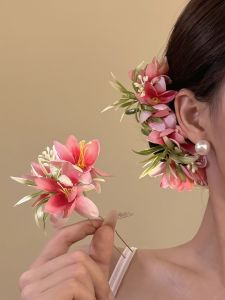 Wo Tion | Simulation Floral Hairpin Pink