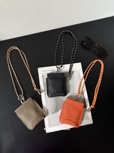 Mini Neck Hanging Leather Coin Purse Earphone Bag First Layer Cowhide Genuine Leather ID Card Holder Womens Bag