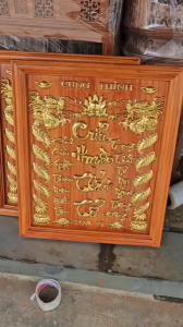 Liễn thờ gia tiên - Tranh Cửu Huyền Thất Tổ bằng gỗ hương đỏ mạ vàng - 3 kích cỡ