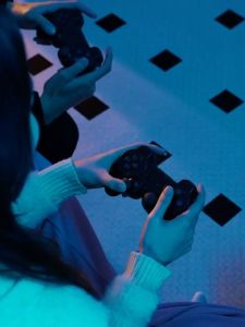 TV GAMEBOX H9 32G 10K Kids Games 2.4G Dual Wireless Handheld Controller Game Console Game Budak Play Station H9 TV Video Game