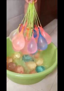 Bộ 111 quả bong bóng nước 3 chùm Magic Balloons và 1 đầu nối vòi nước-HAUSE