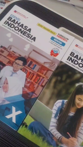 ESENSI BAHASA INDONESIA MEDIATAMA KELAS 10 11 12 KURIKULUM MERDEKA