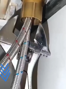 Dụng Cụ Sửa Chữa Nhà Cửa Cầm Tay Đa Năng Màu Vàng