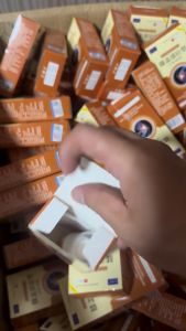 Douyin Kuaishou สเปรย์ฉีดเข่า ประคบเย็น ปวดข้อ ปวดเอว ใช้ฉีดเฉพาะจุดที่ปวด ปริมาณ 30ML.