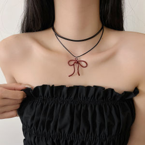 Unique Butterfly Knot Sweater Chain Necklace Womens Luxury Minimalist Tassel Lockbone Chain Fashionable Personality Jewelry