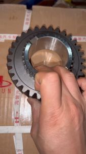 Bánh răng 31 răng chéo 32 răng chuột EQ145 1700c-131 JD lắp cho xe ô tô 35 đến 6 tấn xe ben xe thùng