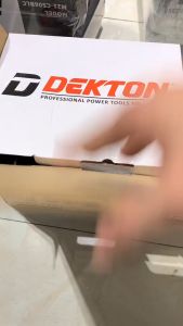 Máy Thổi Hút Bụi 950W DEKTON DK-EB950XPRO Dây Đồng Có Chỉnh 7 Cấp Tốc Độ