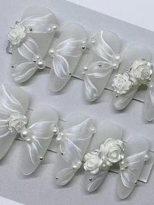 Handmade Ballet Shoe Tassel Nail Tips Pearl Glitter White Luxury Tea Flower Long Elliptical Nail Art Stickers Wearable False Nails