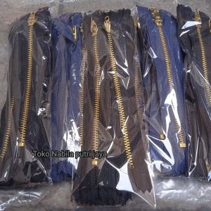 Resleting celana jeans resleting besi