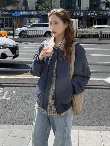 แจ็คเก็ตบейซบอลสไตล์อเมริกันย้อนยุคสำหรับผู้หญิงฤดูใบไม้ผลิและฤดูใบไม้ร่วง แจ็คเก็ตบินแบบสั้นหลวมๆ สำหรับผู้ชายและผู้หญิง