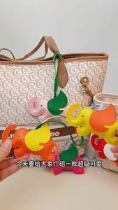 Flying Wing Elephant Keychain Womens Hanger Pendant Bag Decoration Car Keychain Accessories Gifts