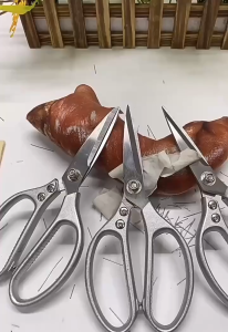 SK5กรรไกรครัวเอนกประสงค์ สแตนเลส ตัดกระดูก ตัดปลา ตัดเนื้อ มีดครัวในตัวเดียว คม ทน กันสนิม