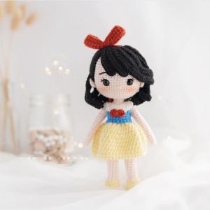 Amigurumi Snow White