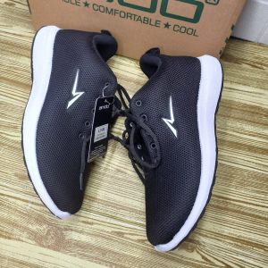 sepatu sekolah Ando Liam