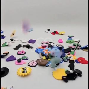 Limitless - Accesoris Sandal Jibbitz Untuk Hiasan Mainan Sandal Jibblitz Karakter Cartoon Korean Style Pin Sandal Lucu Karakter Fashion Bisa Lepas Pasang