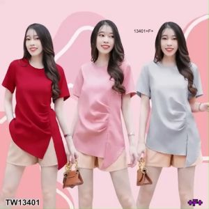 Set 2 ชิ้นสุดคุ้ม เสื้อชายแหลมเฉียง+กางเกงเอวสูง TT13401