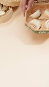 Concise and Clear": "Niknax Dumpling Chopsticks Holder | 4 pc | ที่วางตะเกียบ รูปเกี๊ยว ที่วางปากกา | สำหรับผู้ชายขึ้นไปในอดีต