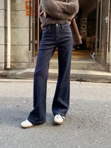 Quần Jeans Denim Ống Thẳng Màu Xanh Đậm Cho Nữ 2024 Thu Đông Mới Quần Ống Rộng Dài Đến Sàn Phong Cách Thường Ngày