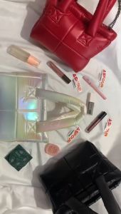 Tas Gelembung Hologram Tas Pufffy Hand Bag Wanita Tas Puffer Bantal Tas Selempang Wanita