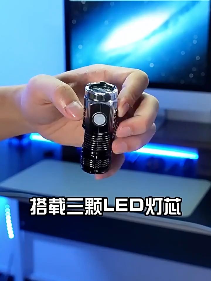 【24 hours Delivery】mini torchlight rechargeable USB mini led flashlight lampu suluh zoom portable waterproof Outdoor Hiking Camping Super Bright mini torch light 手电筒迷你