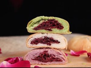 Media Rose flower cake คุกกี้ดอกกุหลาบ Yunnan rose cake 10 cakes/box เค้กดอกไม้สด อร่อย หอม ขนมดอกไม้สด ขนมจีน