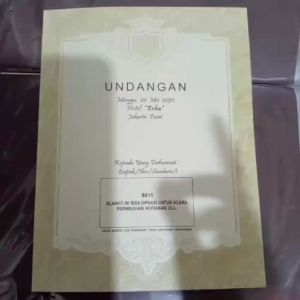 UNDANGAN ERA BARU 8811 UNDANGAN NIKAH UNDANGAN PERNIKAHAN WEDDING CARD KARTU UNDANGAN KARTU UCAPAN FREE PLASTIK