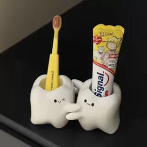 ตู้เสื้อผ้าครัวเก็บของชั้นวางที่ตั้งที่พักแปรงสีฟันและยาสีฟันเซรามิกสำหรับคู่รักในห้องน้ำสไตล์การ์ตูน