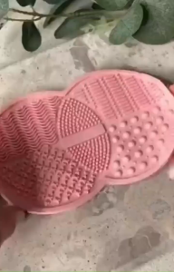 Portable Silicone Suction Cup Makeup Brush Cleaner Brush Cleaning Scrubber Mat Pad Small Makeup Brushes Cleaning Bowl Travel