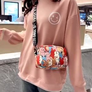 Túi đeo chéo thời trang nữ hoạ tiết gấu thỏ dễ thương size 23cm