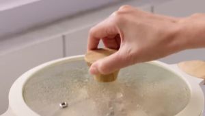 Masako Renceng Kemasan Sachet Rasa Sapi dan Ayam Ajinomoto 4 x 8.5g