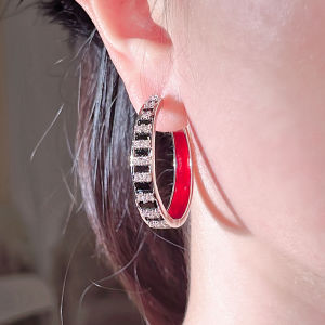 SEQUITO Delicate Ladies Clothing Jewelry Red Black Round Hoop Earrings Micro Pave Tiny Cubic Zirconia Banquet Party Ear Decoration SE907