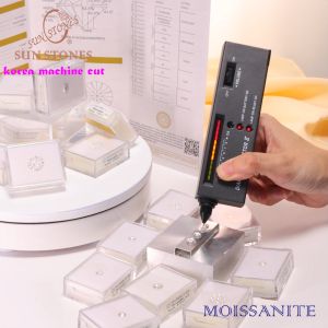 เพชรโมอีส (E:ColorVVS2) โมซาไนท์ พร้อมใบเซอร์ ก้อนอเมริกา เพชรสังเคราะห์ ROUND Korea Machine Cut Moissanite Diamond