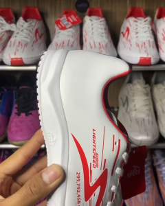Sepatu Olah raga Sepatu Futsal Specs Lightspeed Reborn In White Emperor Red Terbaru/Sepatu Futsal