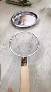 Vợt lưới cán gỗ vớt thức ăn inox Cao Cấp đường kính 20cm
