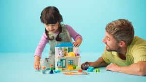 LEGO DUPLO 10449 Đồ Chơi Lắp Ráp Phòng Khám Bác Sĩ (65 Chi Tiết)