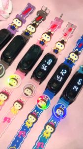 Jam Tangan Anak Digital LED Karakter Labubu Tali Silikon Tahan Air Cocok untuk Aktivitas Sehari-hari