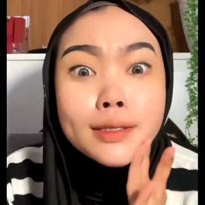 The Face Hydrating Sunscreen 30ml SunBlok SPF 35 PA++++