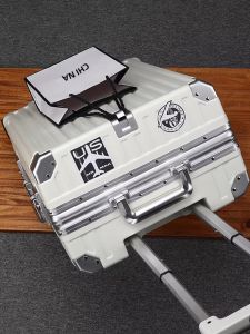 MANLVSHI | Aluminum Frame Durable Universal Student Travel Luggage with 360 Wheels and Lock
