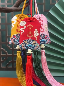 Lucky Charm Amulet Blessing Bag Pray Lucky Amulet for Health Love Safe Job Wealth Money Cleaned