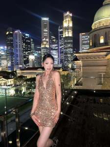 ชุดเดรสสั้นสายเดี่ยวประดับลูกปัดสีพื้นเอวสูงสไตล์แฟชั่น ชุดราตรีสำหรับงานปาร์ตี้ ชุดราตรีสำหรับงานวันเกิด ชุดราตรีสีพื้น