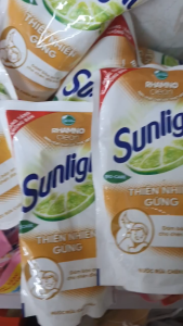 COMBO 10 TÚI Nước Rửa Chén Bát Sunlight Thiên Nhiên Gừng Gốc Thực Vật - Túi 500G
