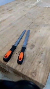 17Pcs metal file set used to shape metal wood and tools. Needle file set includes a needle file