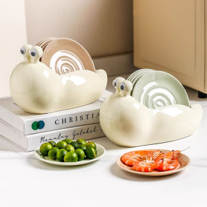 Luxurious Rabbit And Bear Figurines Wine Red Rack Bar Hotel High-End Decoration Living Room Decor Resin Handmade Desktop Ornaments