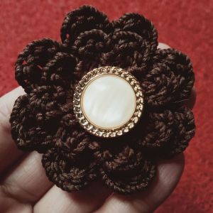 Bros rajut bunga 4cm
