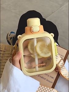 กระติกน้ำ กระบอกน้ำ กระติกน้ำเด็กลายน่ารัก ขนาด 700ml พร้อมฝาครอบกันรั่วมีสายคล้อง น้ำหนักเบาและพกพาสะดวกJG-2575-GIAVSOแท้