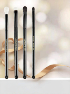 MAKEUPSHOW | Soft Detail and Blending Eyeshadow Brushes for Eyelids and Silk Moth