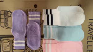 Non-Slip Yoga Socks for Women Breathable Socks