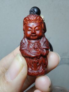 Mặt Dây Chuyền Gỗ Đỏ Đế Vệ Tô Phật 2 Chìa Khóa Mặt Dây Chuyền Nhỏ Trang Sức Thủ Công Nghệ Thuật Điêu Khắc Gỗ Đồ Trang Trí Nhà